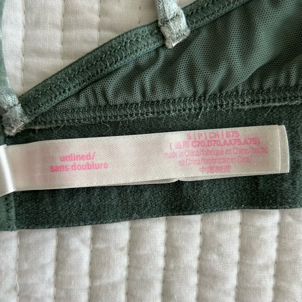 Victoria’s Secret PINK Triangle Cup Unlined Velvet Bralette Sz Small Moss Green - Picture 7 of 8